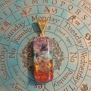 7 Chakra healing crystal necklace pendent